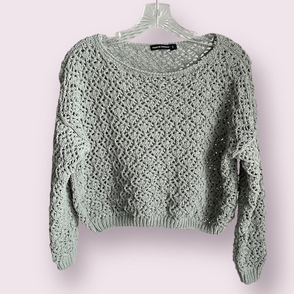 moon & madison Sweaters - Moon & Madison Green Knitted Cropped Sweater Size L